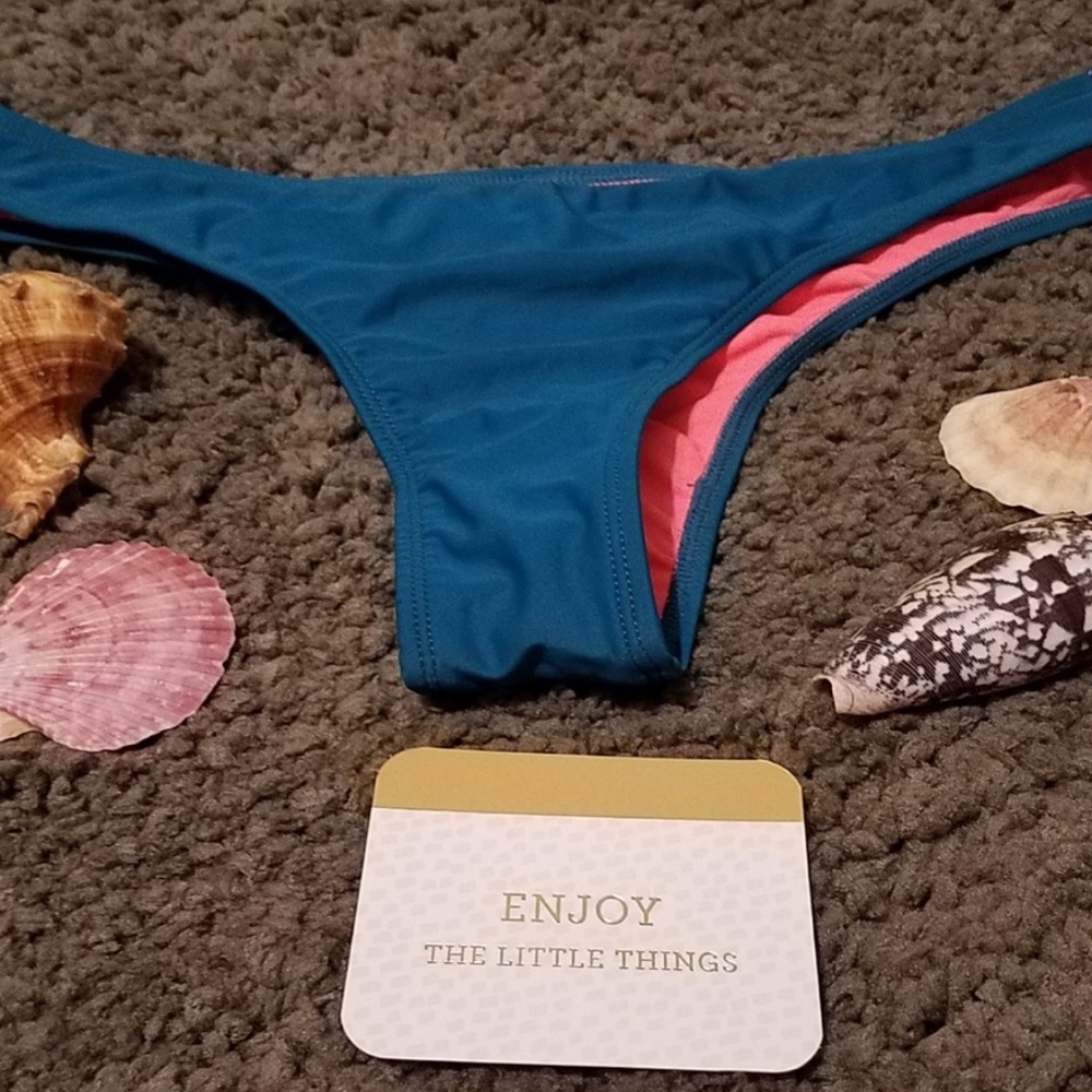 Xhilaration Scrunch Butt Bikini